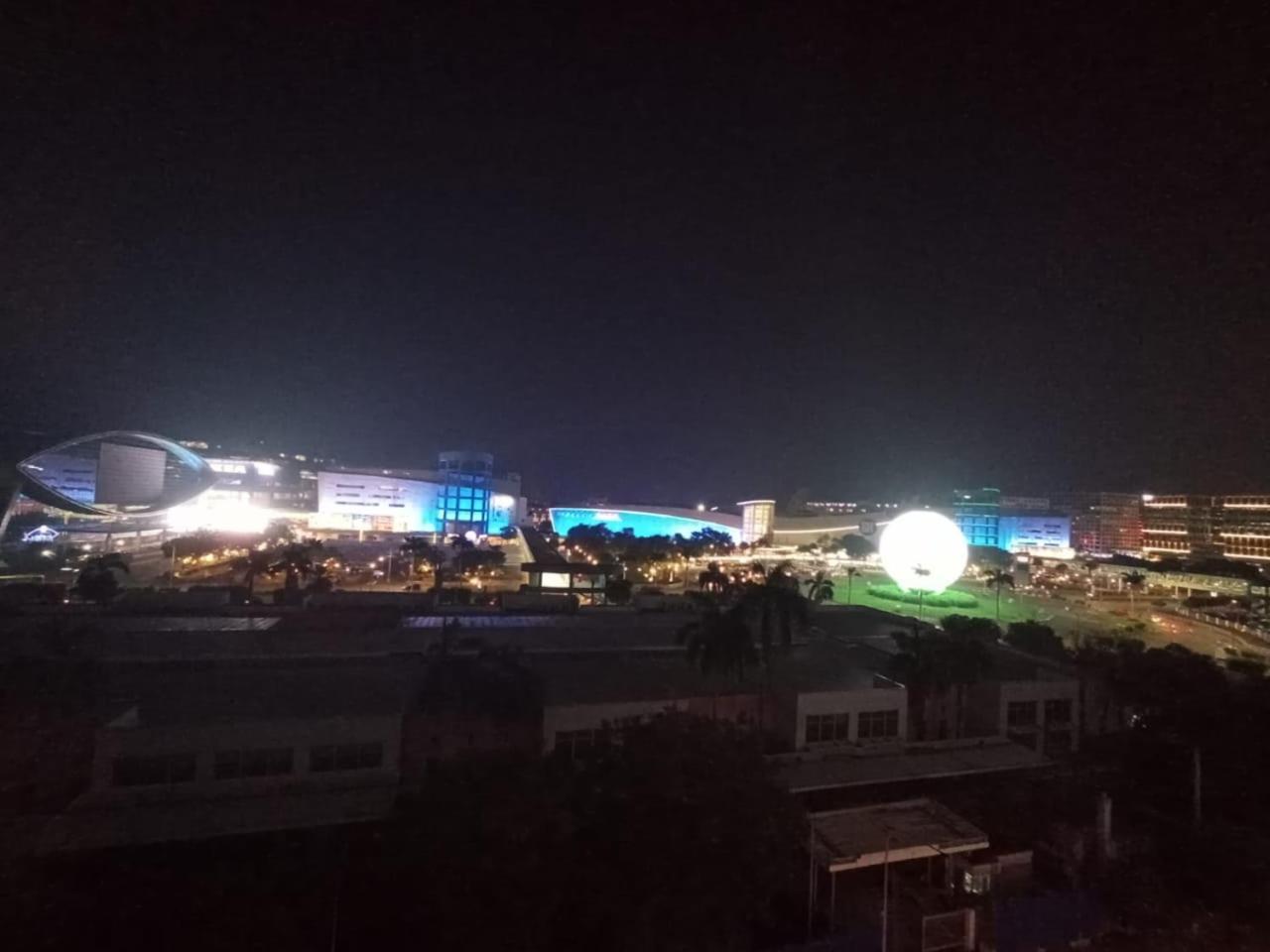 Sea Residences Moa Pasay City - Myra Condotel 帕赛 外观 照片